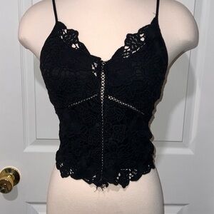 Chic Black Lace Cami Top
